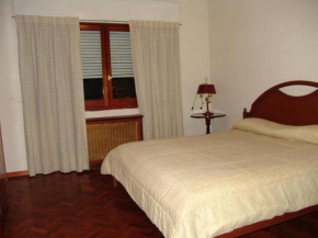  Alojarse en Mendoza B&B  Мендоса